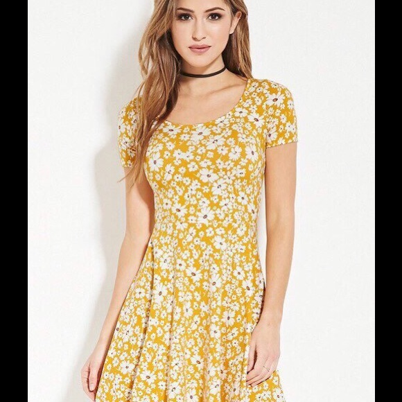 Forever 21 Dresses & Skirts - Floral dress