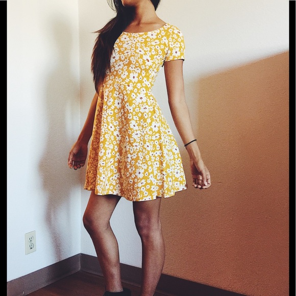 Floral dress - Picture 3 of 3