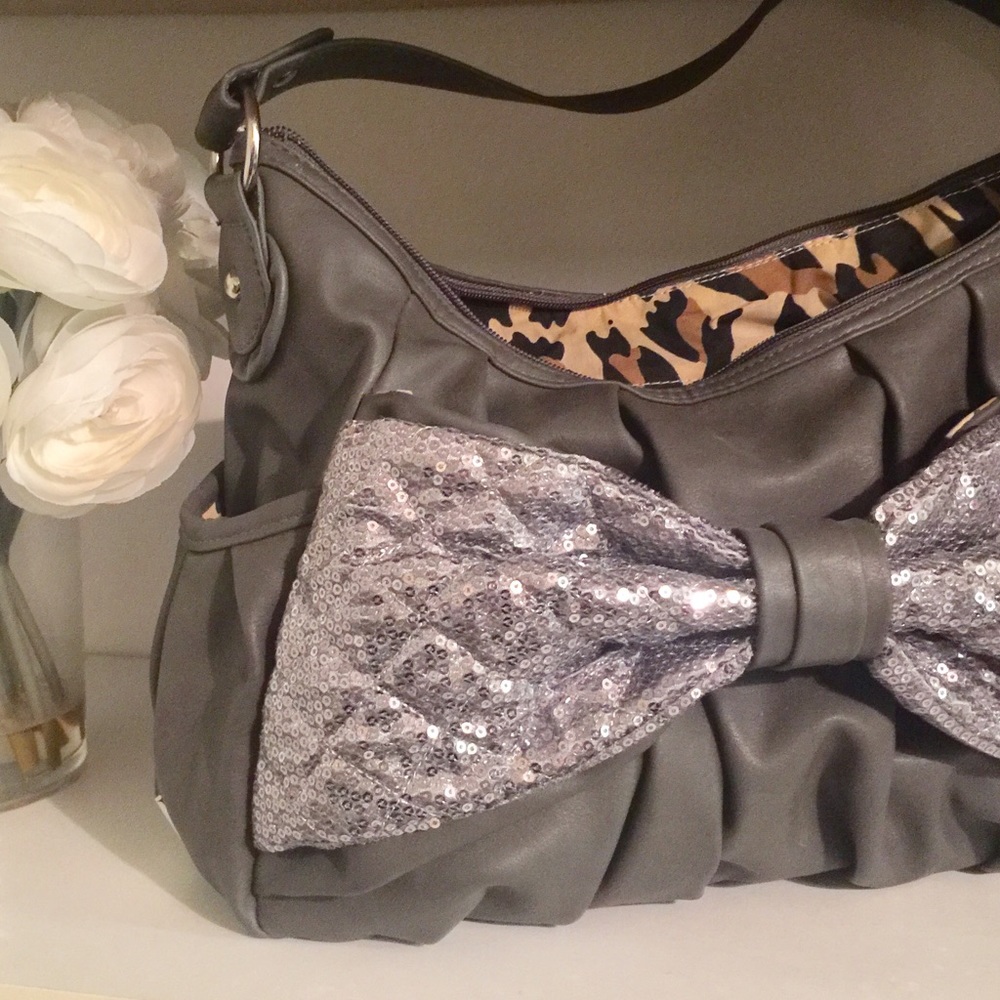 Wild with a side of girly "purse"