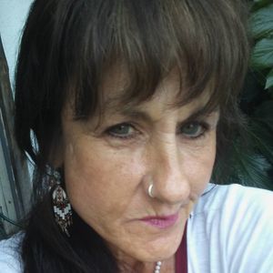 Meet your Posher, Traci