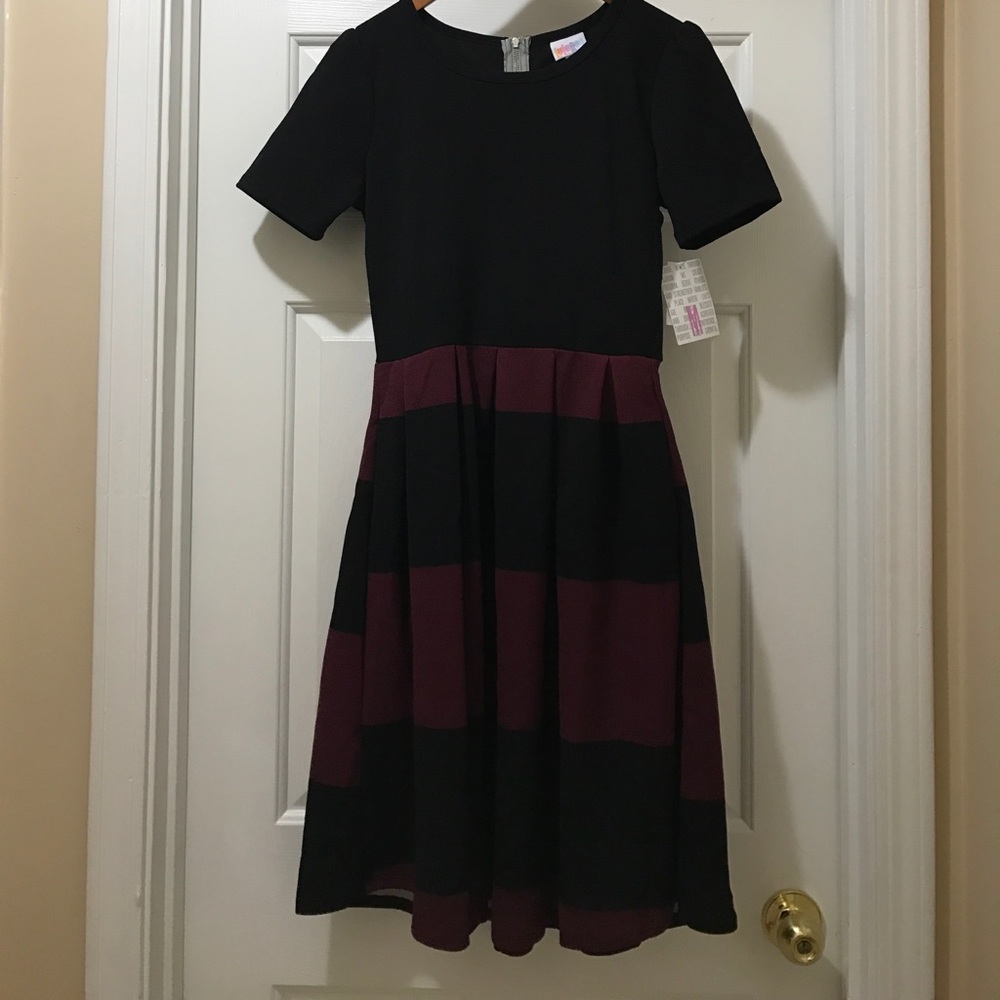 LuLaRoe Amelia dress sz. M