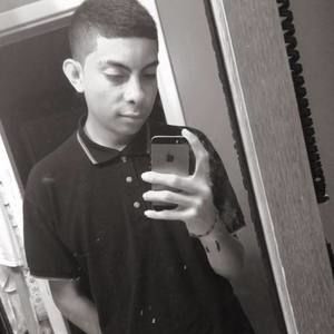 Meet your Posher, Alejandro