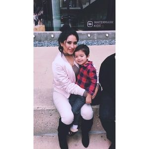 Meet your Posher, Denise