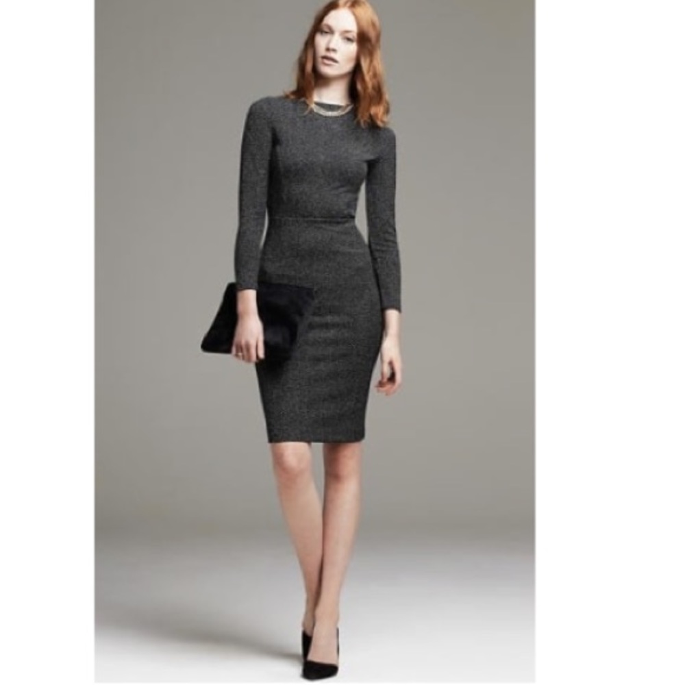 ‼️SALE‼️⭐️Banana Repub gray sheath dress, low back