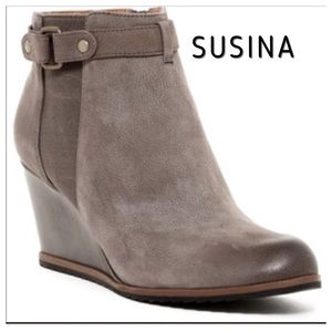 susina wedge booties