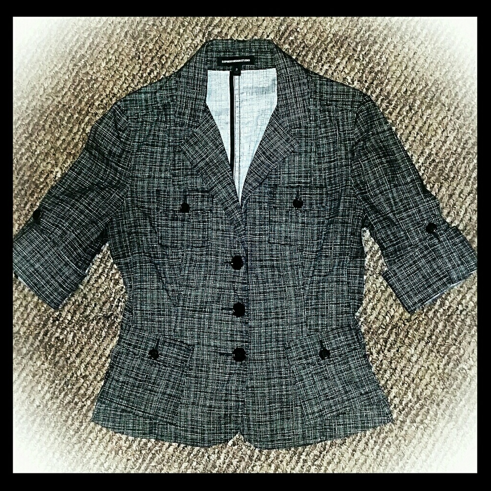 NWOT BLACK & WHITE JACKET