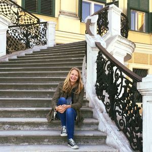 Meet your Posher, Jolie