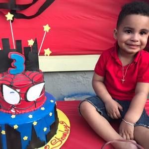 Meet your Posher, Rafael