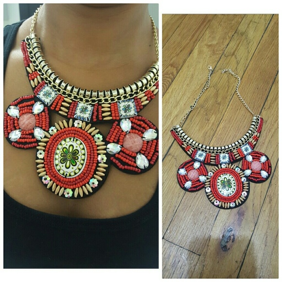 Statement short necklace Nation style handmade Col - Picture 2 of 3