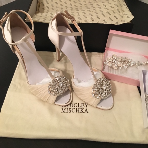 badgley mischka shoes ivory