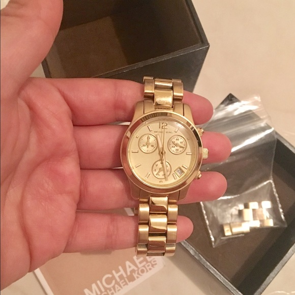 Michael kors gold watch - Picture 1 of 3