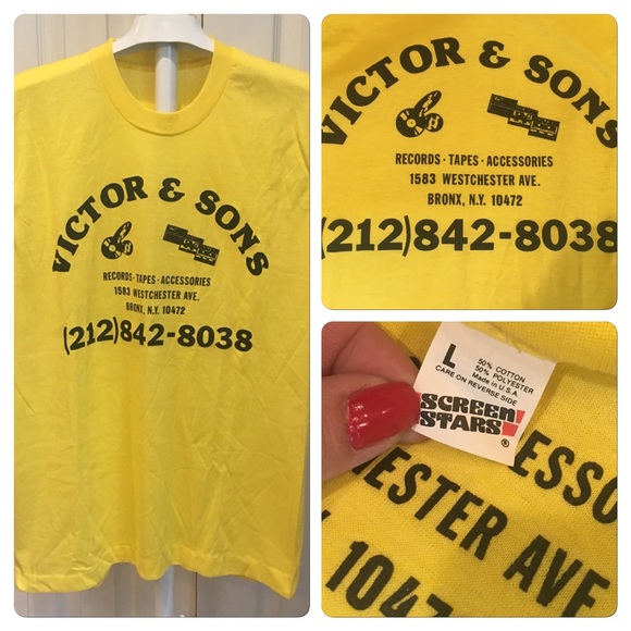 Vtg defunct Bronx Ny Record Tape store Tee - Picture 1 of 4