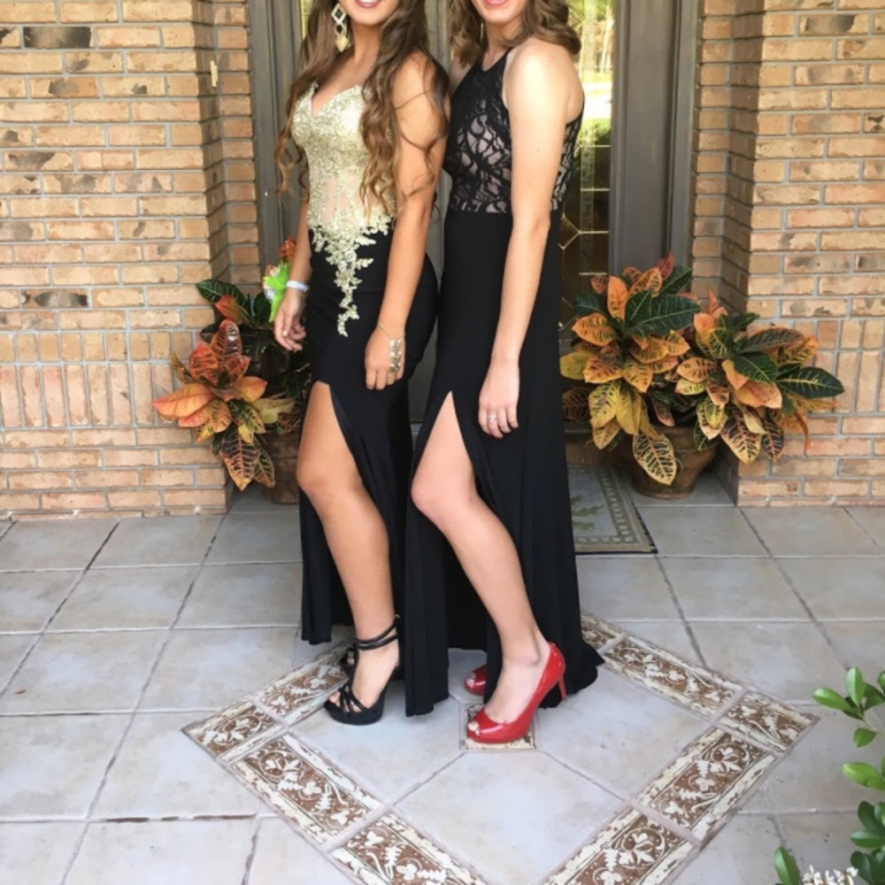 Camille la vie prom dress!