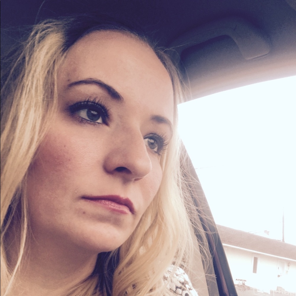 Meet your Posher, Kimberly