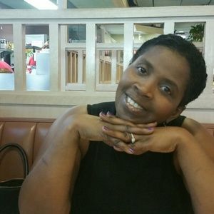 Meet your Posher, Vickie