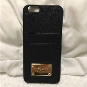 Michael kors iPhone 6 and 6s case!!