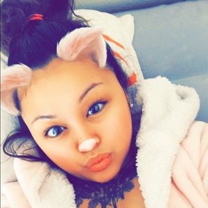 Meet your Posher, Shantelle