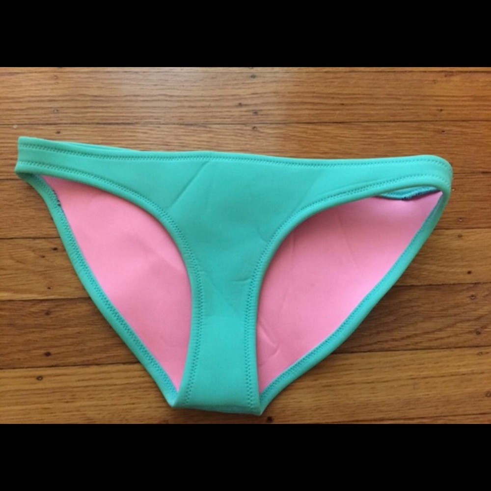 Authentic Triangl bikini bottoms