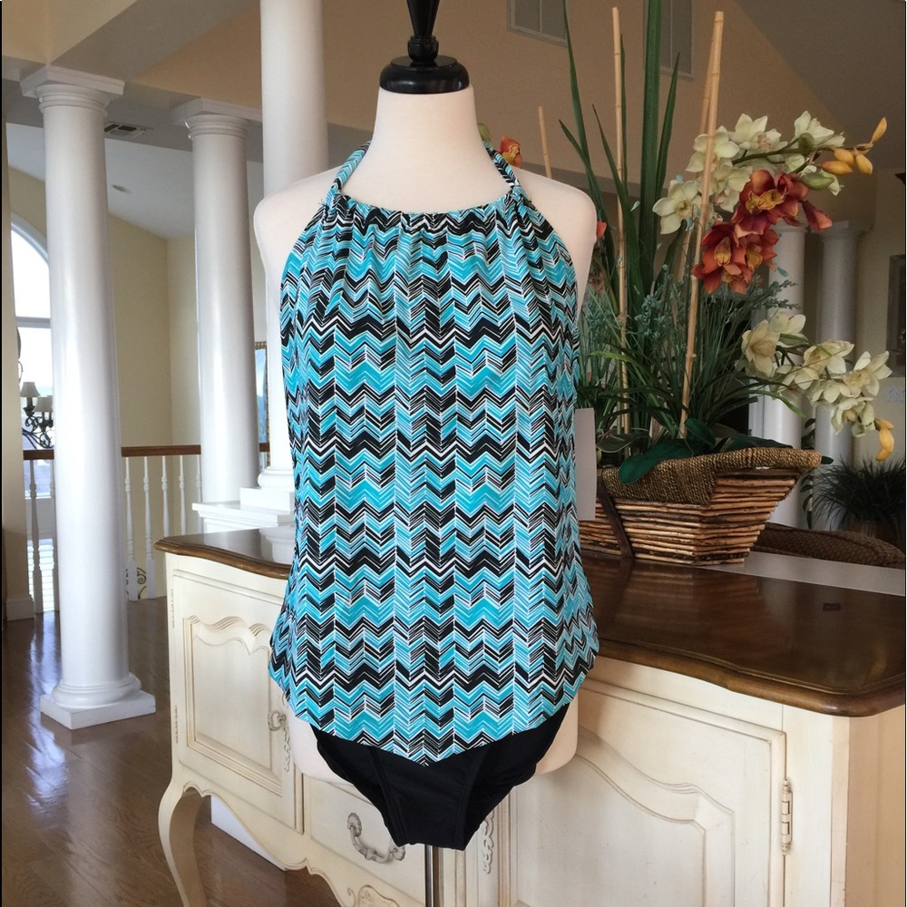 Black & Aqua Halter Tankini Top and Bottom NWT