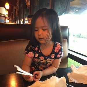 Meet your Posher, Kimberly