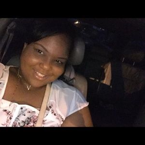 Meet your Posher, Lynette