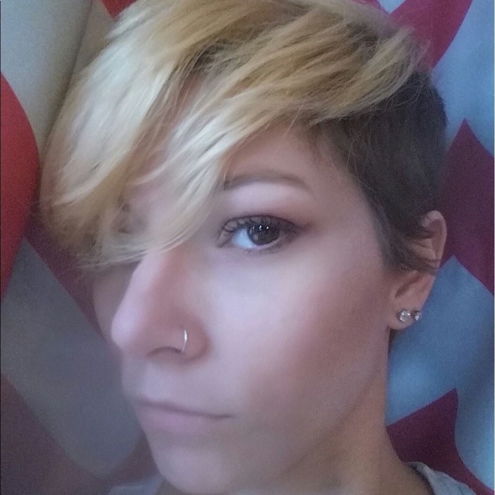 Meet your Posher, Sarah