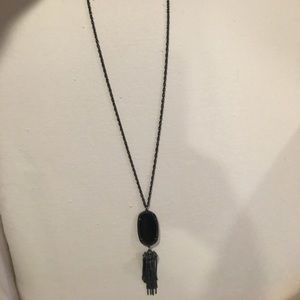 Kendra Scott necklace