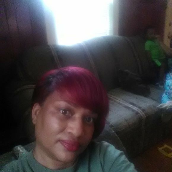 Meet your Posher, Annie - Picture 1 of 1