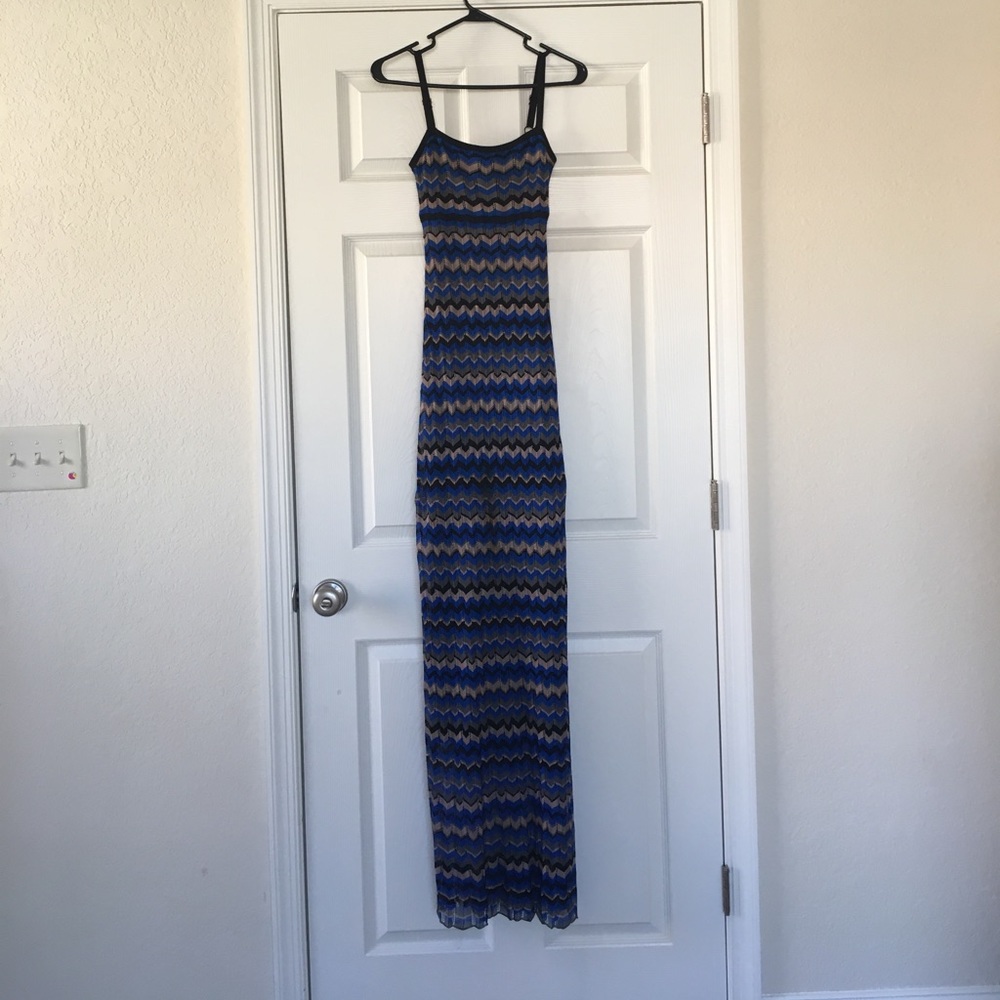 Bebe maxi dress