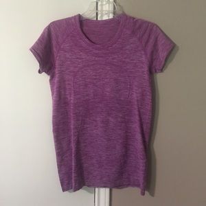 Lulu run tech tee