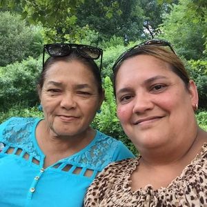 Meet your Posher, Iris