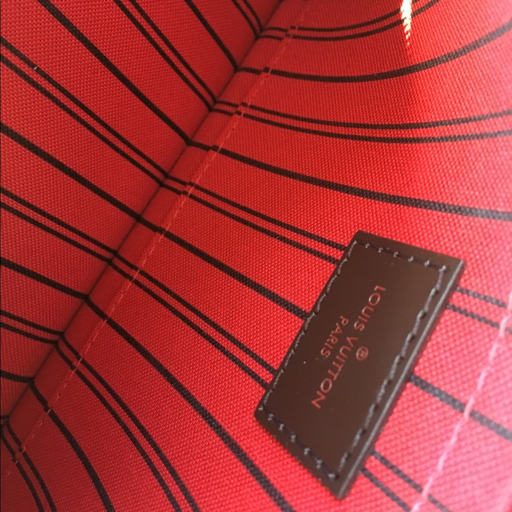 💖 Authentic Louis Vuitton Neverfull GM Clutch 💖 - Picture 6 of 7