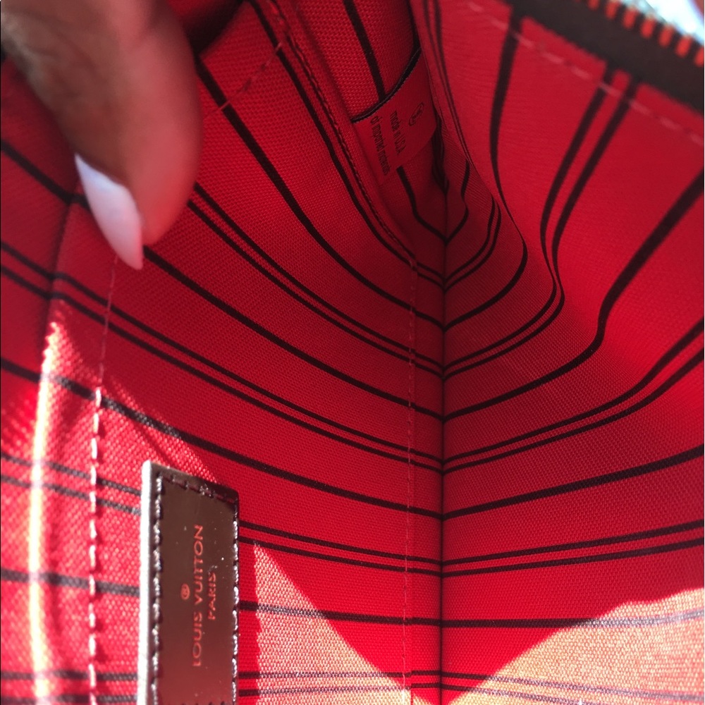 💖 Authentic Louis Vuitton Neverfull GM Clutch 💖 - Picture 7 of 7