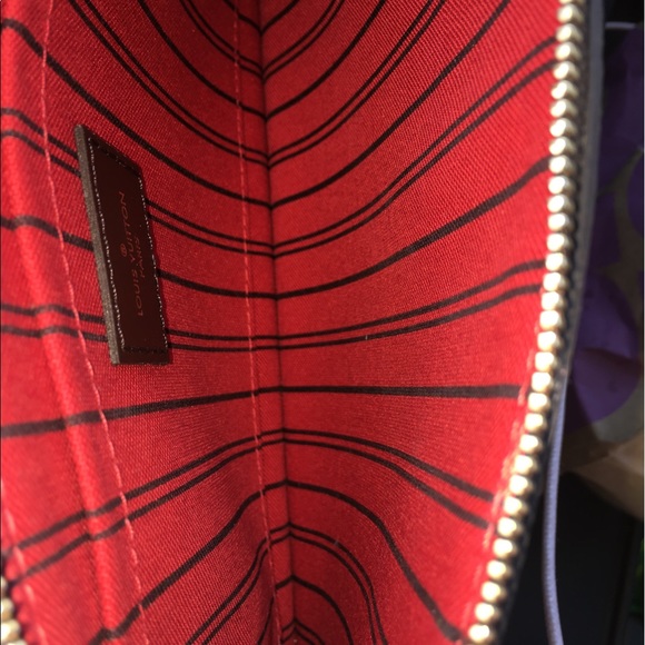 💖 Authentic Louis Vuitton Neverfull GM Clutch 💖 - Picture 4 of 7