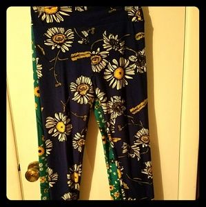 LULAROE OS FLOWER LEGGINGS