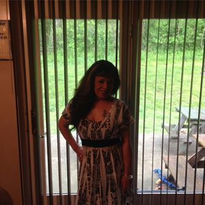 Meet your Posher, Lora