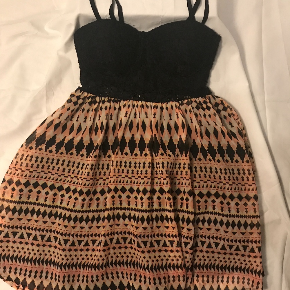 SOLD ~ Cute Mini Sundress Size XS - Picture 2 of 6