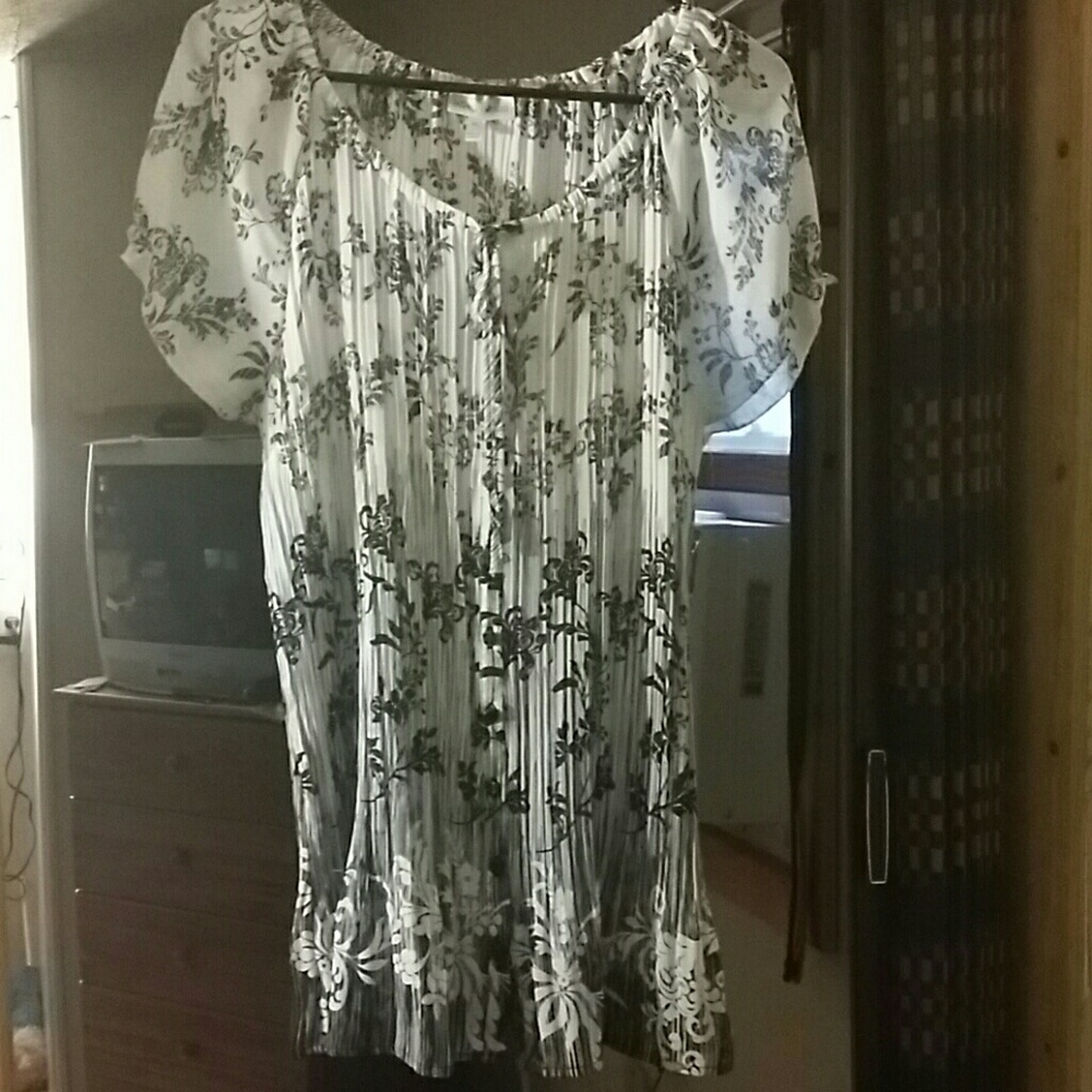 Ladies top