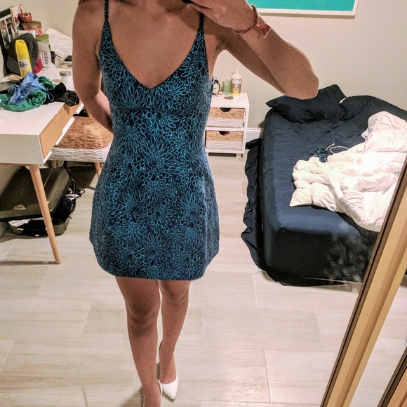 SOLD Perennial floral cocktail dress - Picture 2 of 8