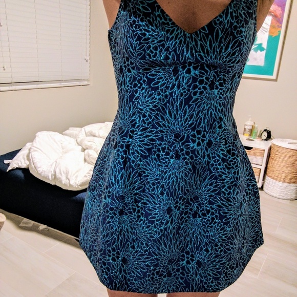 SOLD Perennial floral cocktail dress - Picture 7 of 8