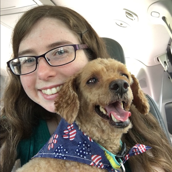 Meet your Posher, Lisa - Picture 3 of 3