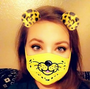 Meet your Posher, Caitlin