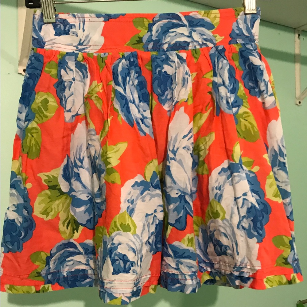 Abercrombie & fitch floral skirt🎉