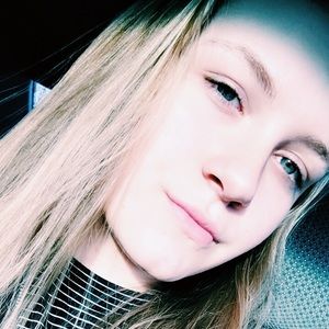 Meet your Posher, Mackenzie