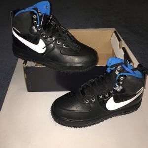New Nike Air Force 1 lunar boot youth 7