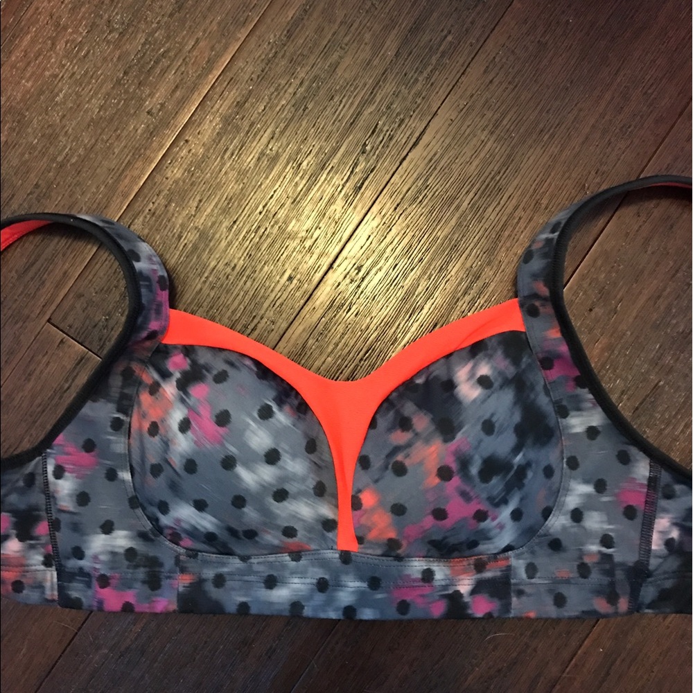 NWOT lululemon Tata tamer bra!