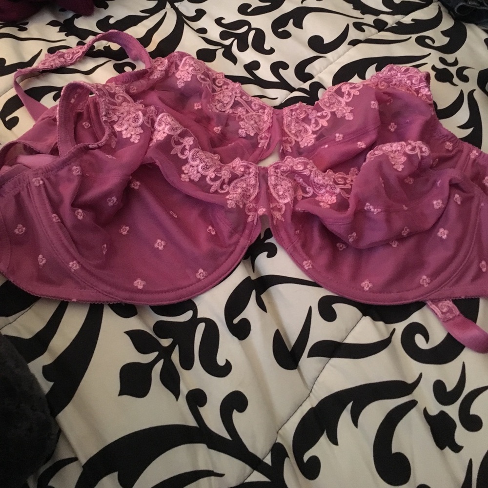 2 bras