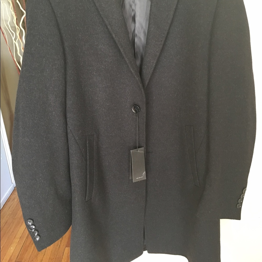 Men sarar coat