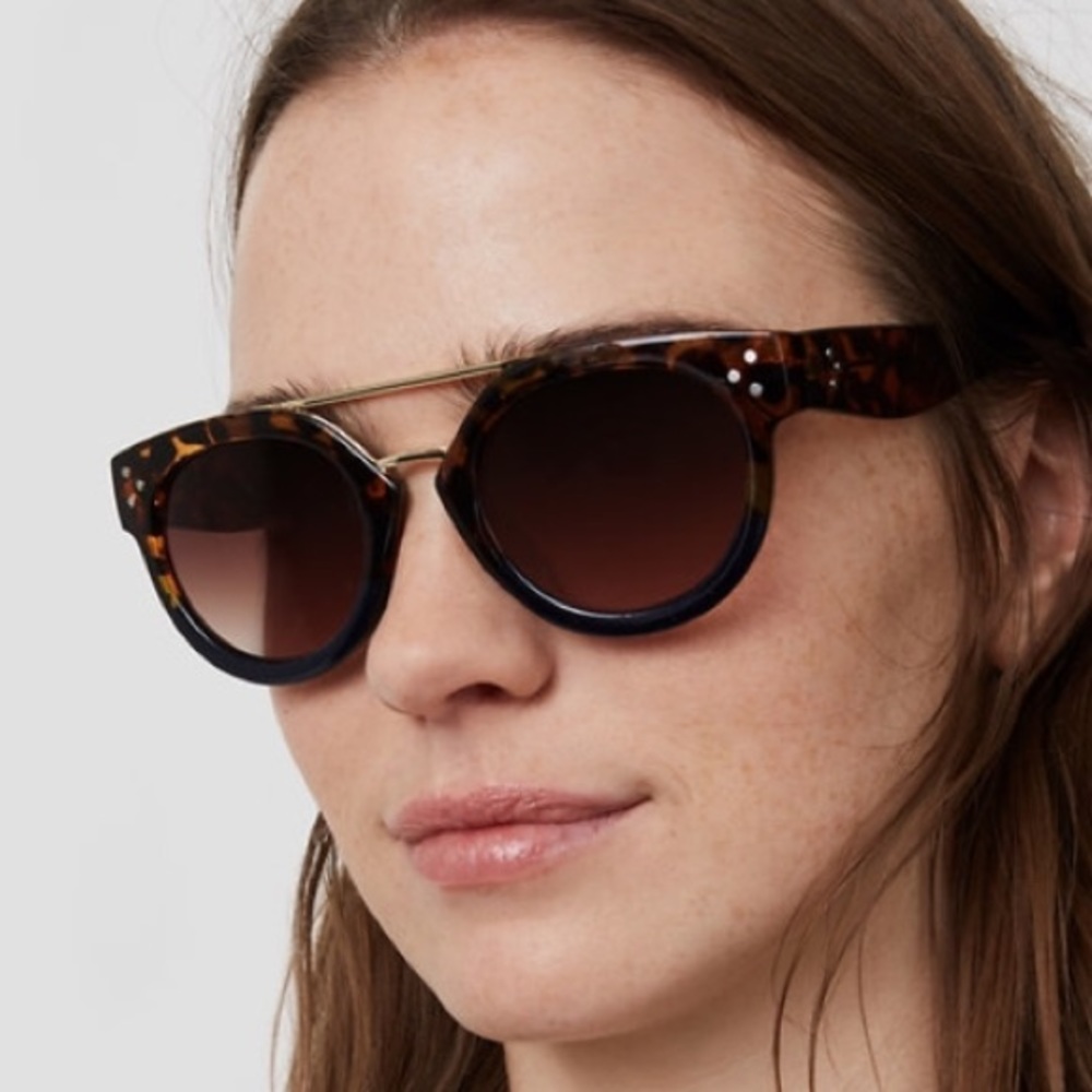 NWT Double Bridge Tortoiseshell Print Sunglasses