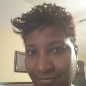 Meet your Posher, Mia